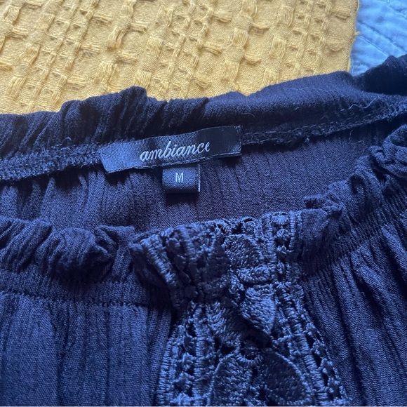 Embroidered Crop Top - Picture 2 of 3